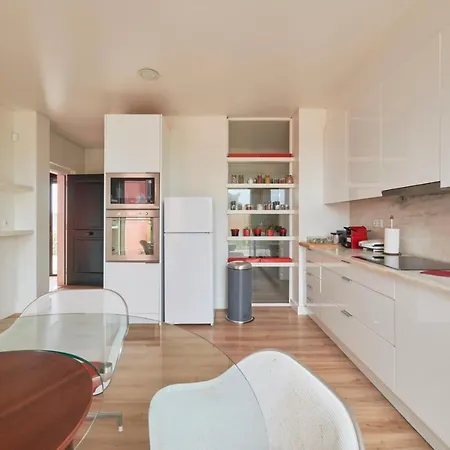 2br With Swimming Pool, By Timecooler * Sobral de Monte Agraço