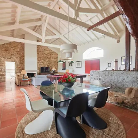 2br With Swimming Pool, By Timecooler * Sobral de Monte Agraço