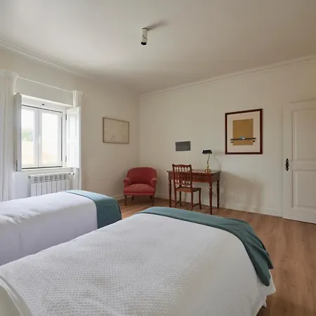 2br With Swimming Pool, By Timecooler * Sobral de Monte Agraco