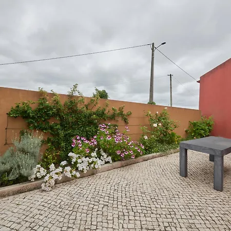 2br With Swimming Pool, By Timecooler Sobral de Monte Agraco