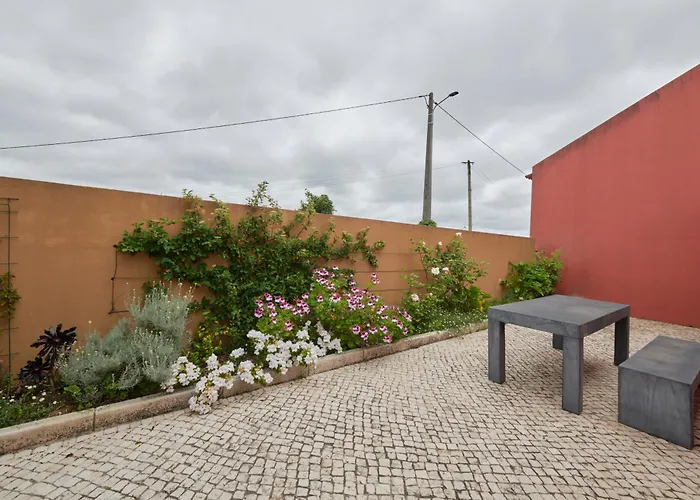 2br With Swimming Pool, By Timecooler Sobral de Monte Agraco