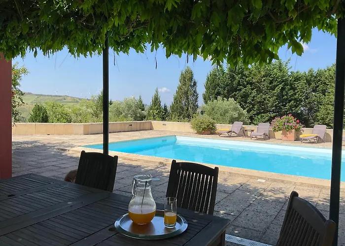 Villa 2br With Swimming Pool, By Timecooler Sobral de Monte Agraco